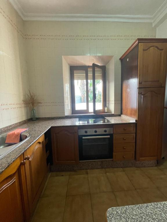 Kuchyňa alebo kuchynka v ubytovaní Parras Apartamento