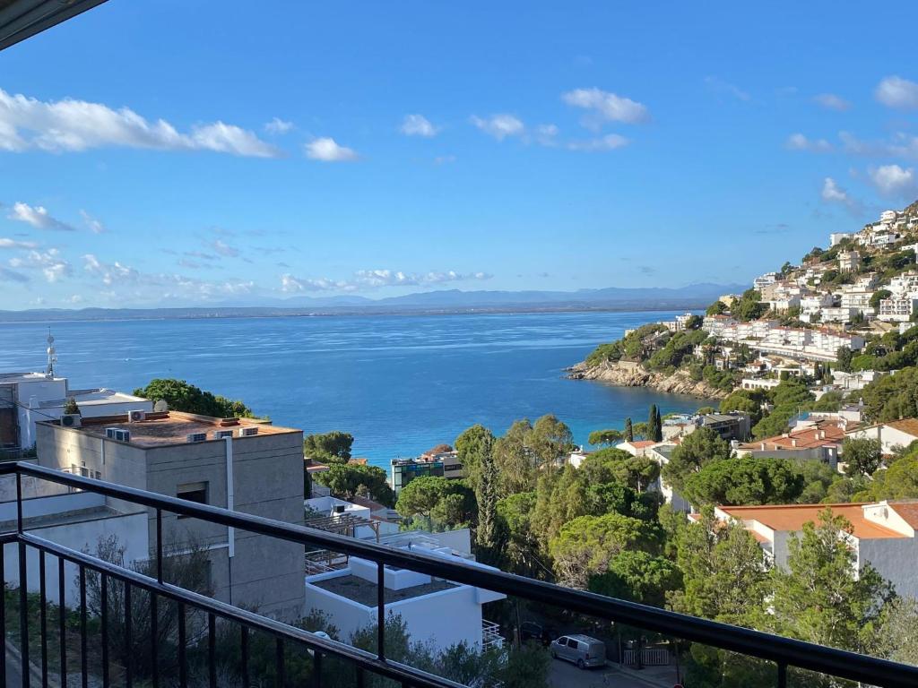 Appartement a Canyelles avec Vue mer Panoramique