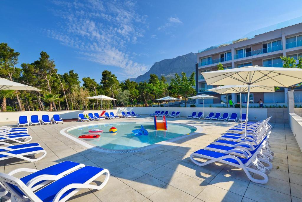 Bazén v ubytovaní Romana Beach Resort alebo v jeho blízkosti