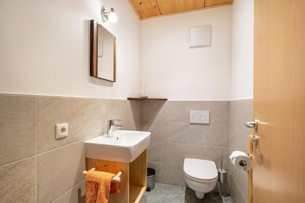 Kúpeľňa v ubytovaní Seppnerhof Ferienwohnung Enzian
