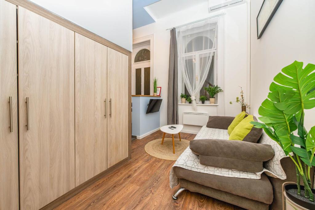 Historical building Brody Apartment 1088 Budapest, Bródy Sandor utca 30/B  kép - 1