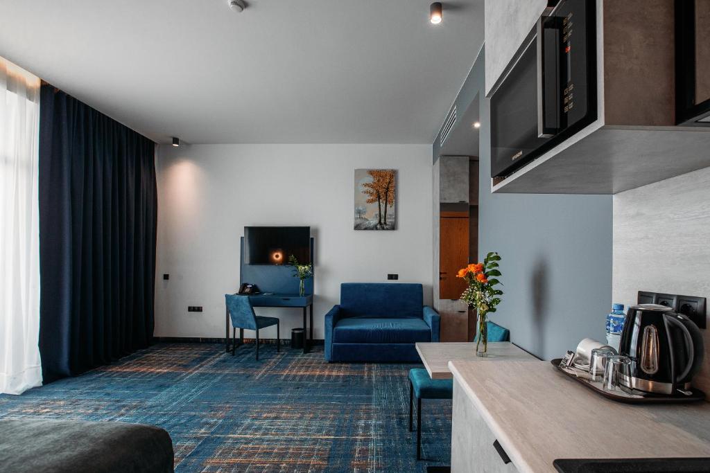 Gino Seaside Tbilisi, Trademark Collection by Wyndham - Deluxe Queen Room - Sea View