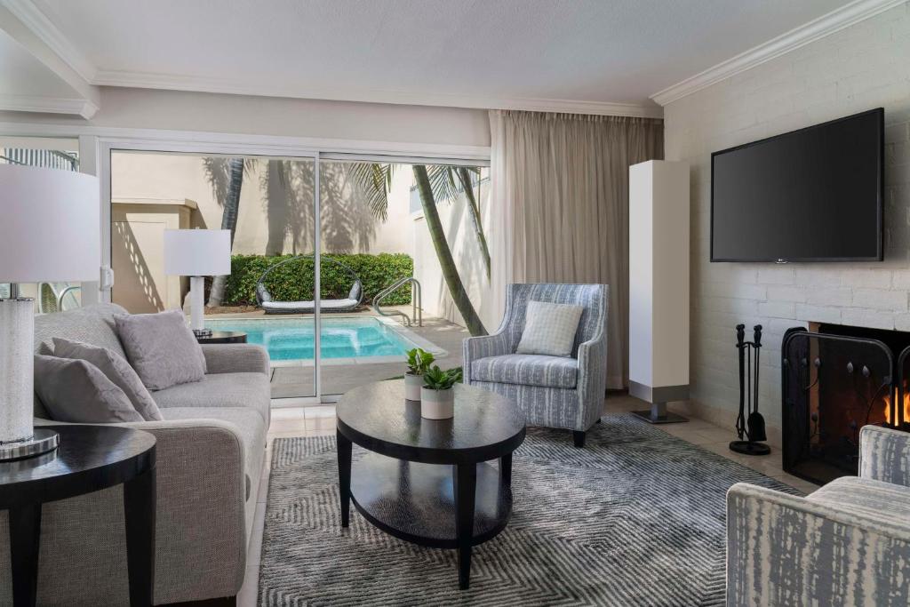 Hyatt Regency Newport Beach - Three-Bedroom Villa