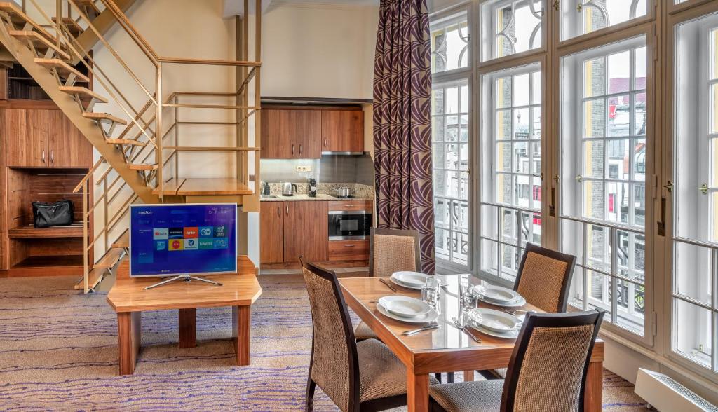 Crown Palace Apartments by Adrez - Resim 10