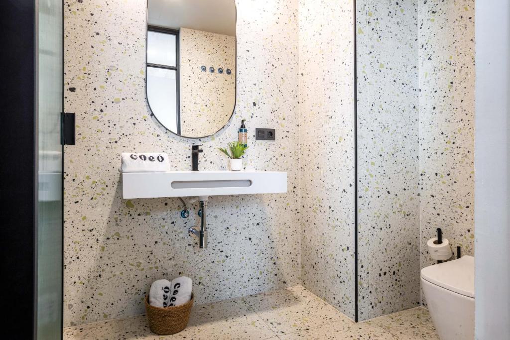 Coeo Parras Design Apartments - 8