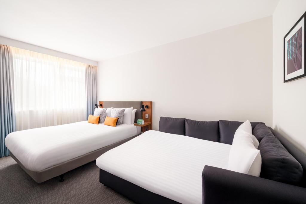Holiday Inn Birmingham M6, Jct7, an IHG Hotel - 标准双房间配沙发床