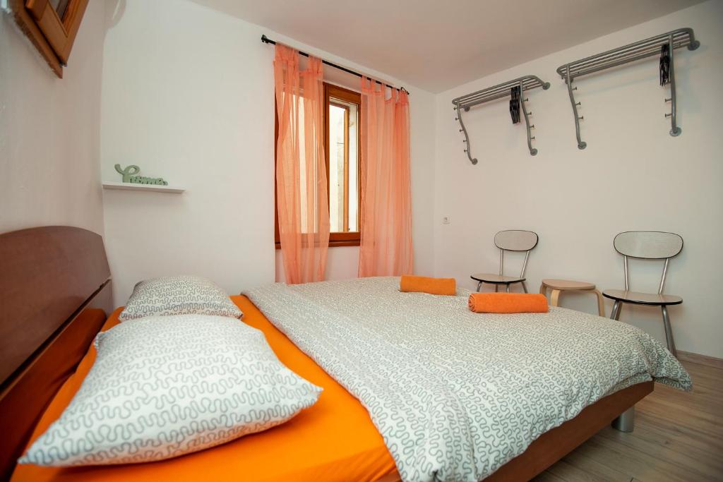 Postel nebo postele na pokoji v ubytování Alibi B11