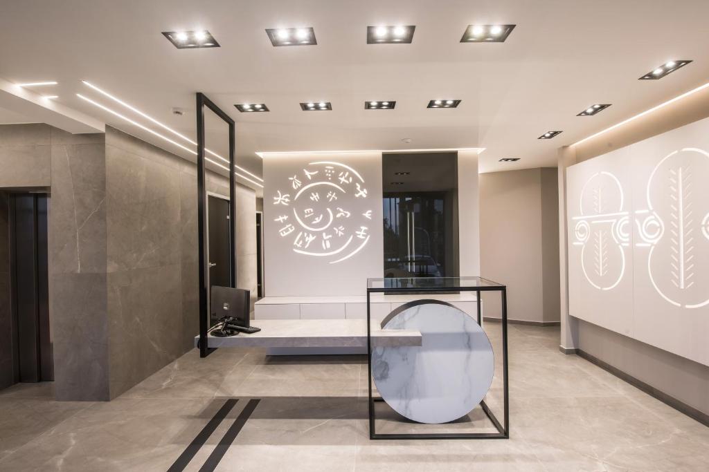 Lavris City Suites - 16