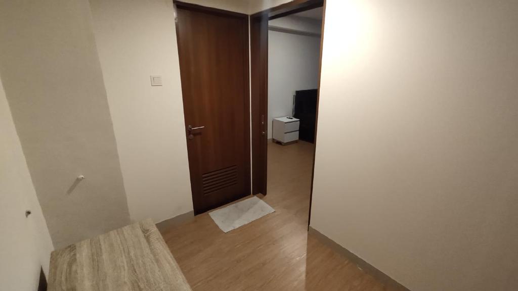 Apartemen Grand Kamala Lagoon Studio By Bonzela Property - 