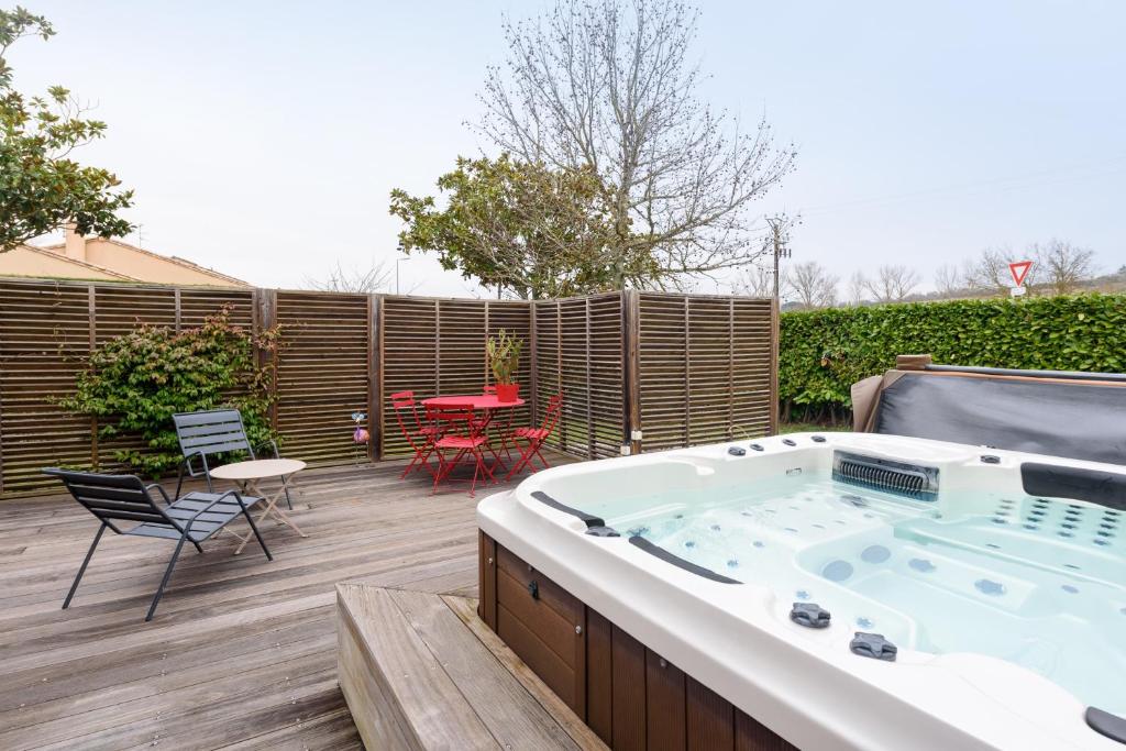 Φωτογραφία από το άλμπουμ του L'Orinss - Maison avec jacuzzi σε Saint-Orens-de-Gameville