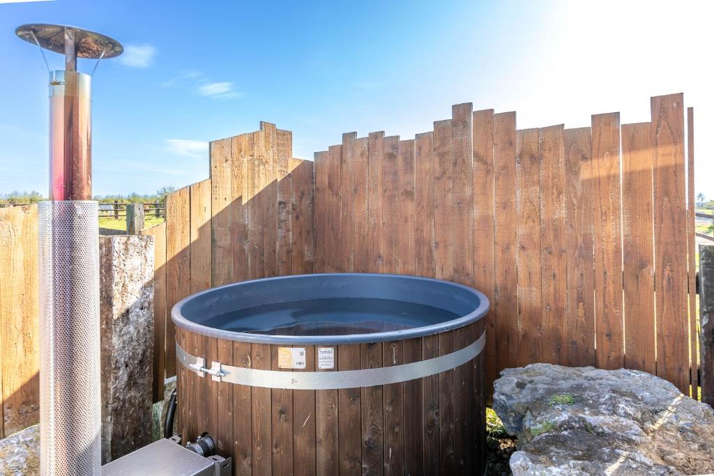 Fotografie z fotogalerie ubytování Les Tiny du Pré Mathy - Logements insolites avec Jacuzzi à Profondeville v destinaci Profondeville