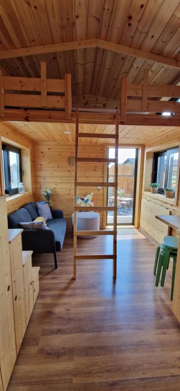 Postel nebo postele na pokoji v ubytování Les Tiny du Pré Mathy - Logements insolites avec Jacuzzi à Profondeville