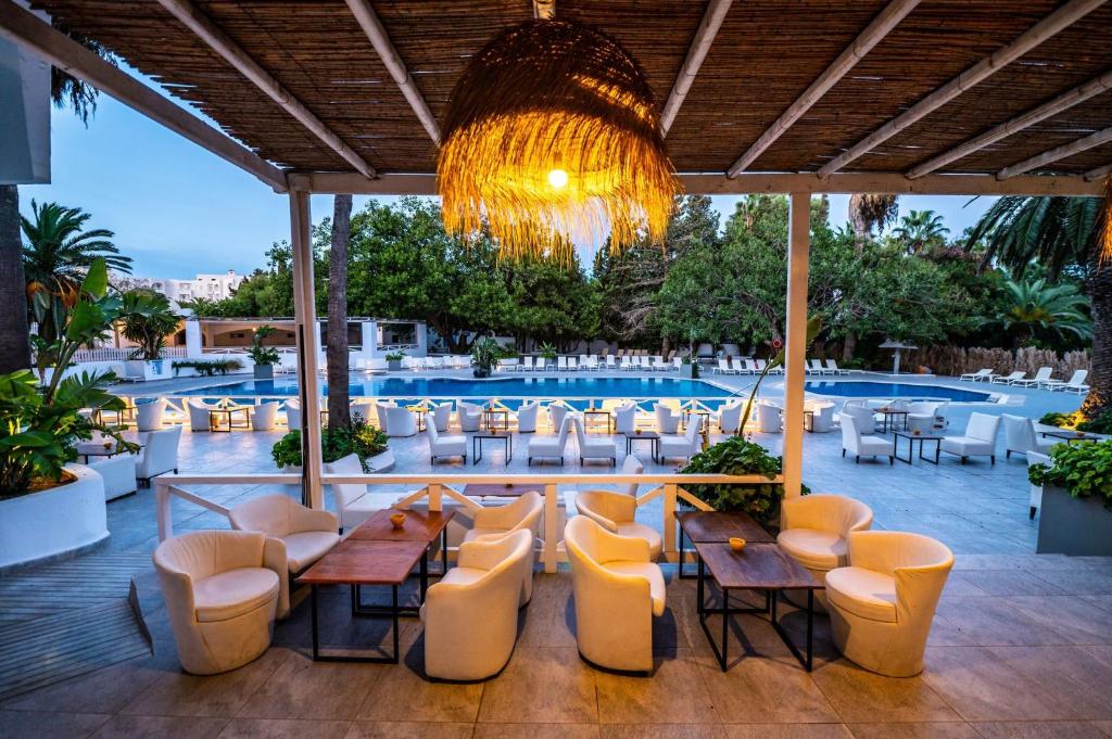 Bazén v ubytování Golden Tulip Président Hammamet nebo v jeho okolí