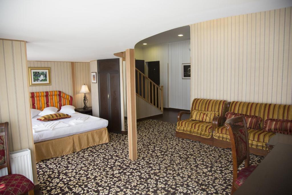 Postel nebo postele na pokoji v ubytování Shirak Hotel