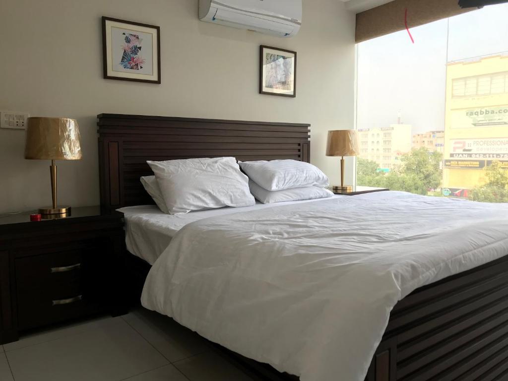 Mukhtar Homes Bahria Town Lahore - One-Bedroom Apartment