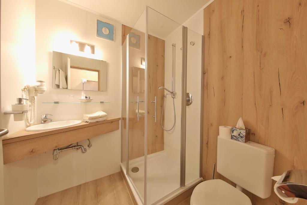 Koupelna v ubytování Hotel Bockmaier
