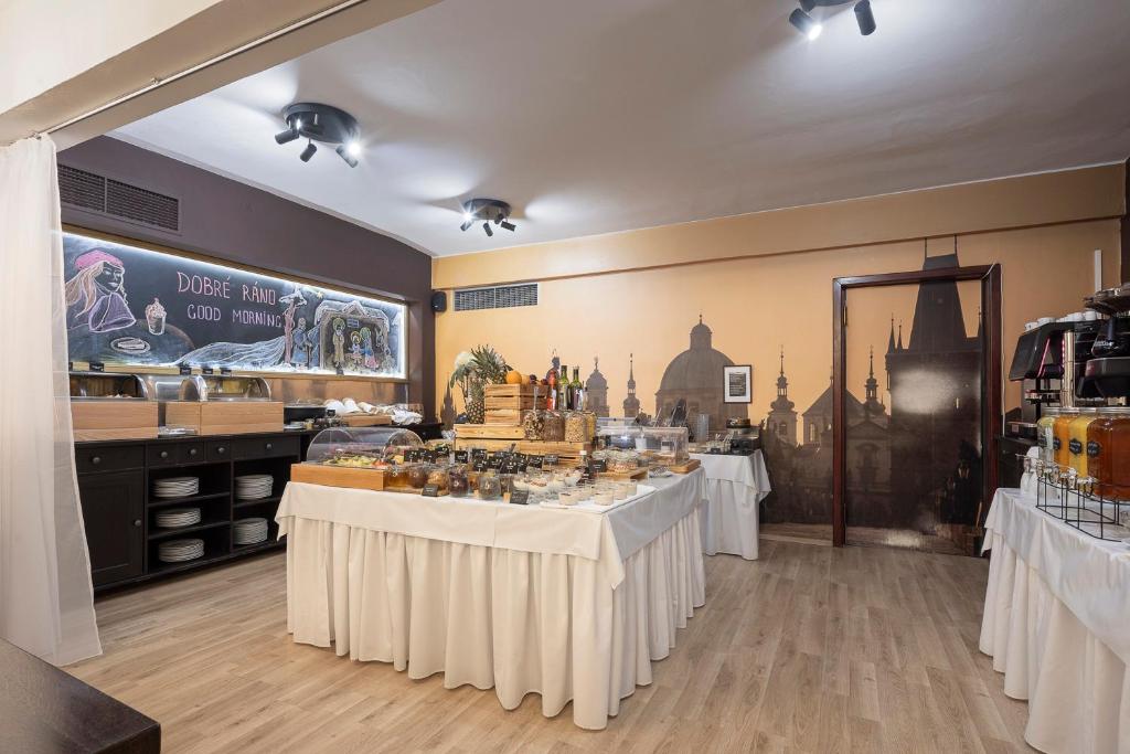 Pytloun Kampa Garden Hotel Prague - Resim 15