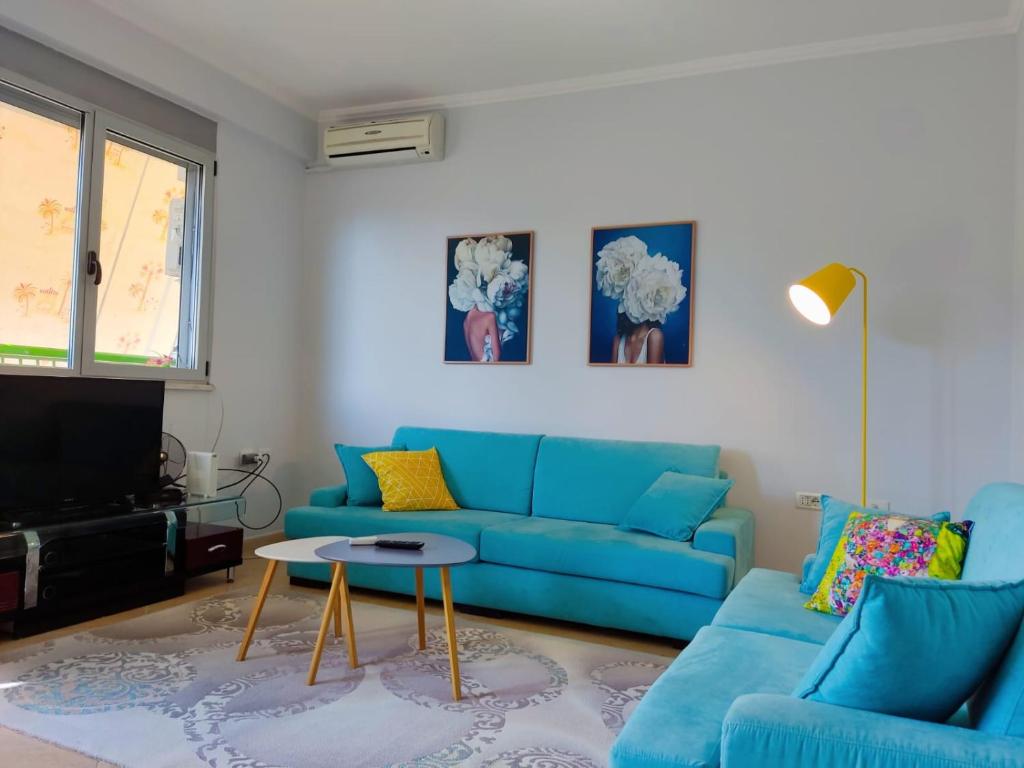 Lovely, Modern One Bedroom Apartment Near Center and New Bazaar