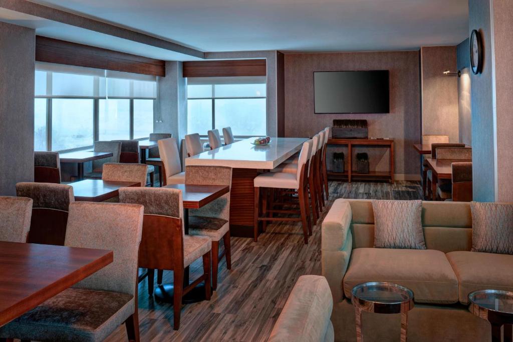 Detroit Marriott Southfield photo