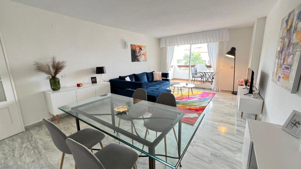 Część wypoczynkowa w obiekcie Costalita - 2 bedroom apartment 350m from the beach