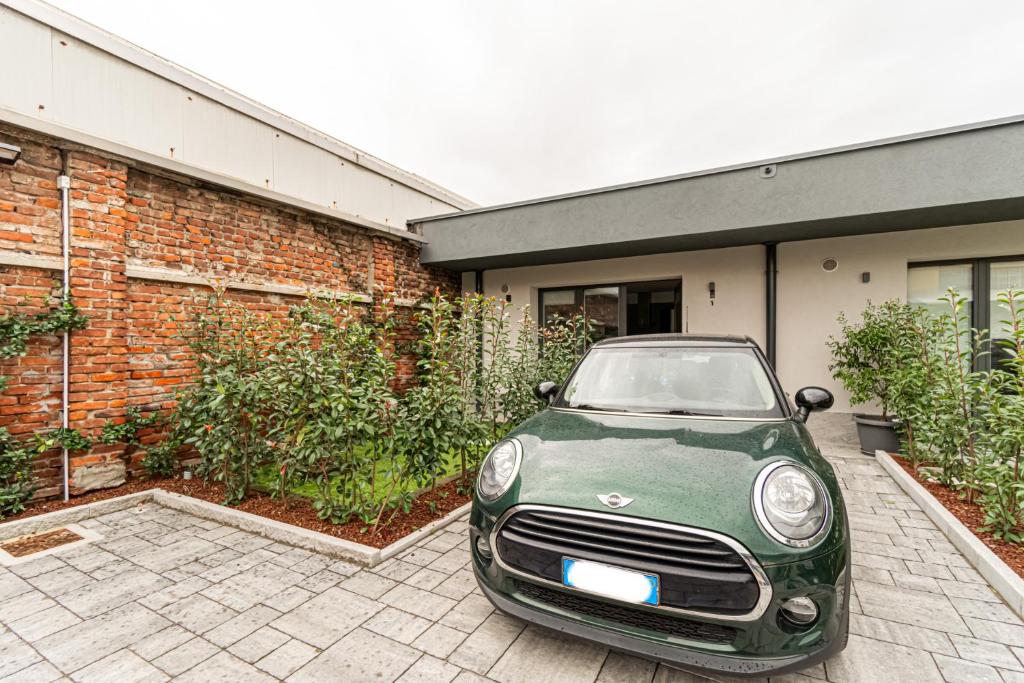 Urban Garden Lofts by Blue Velvet Livings - 14