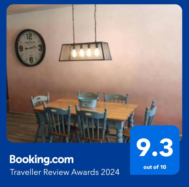 Foto dalla galleria di REBAK PLACE- A Bright & charming getaway a Marsaskala