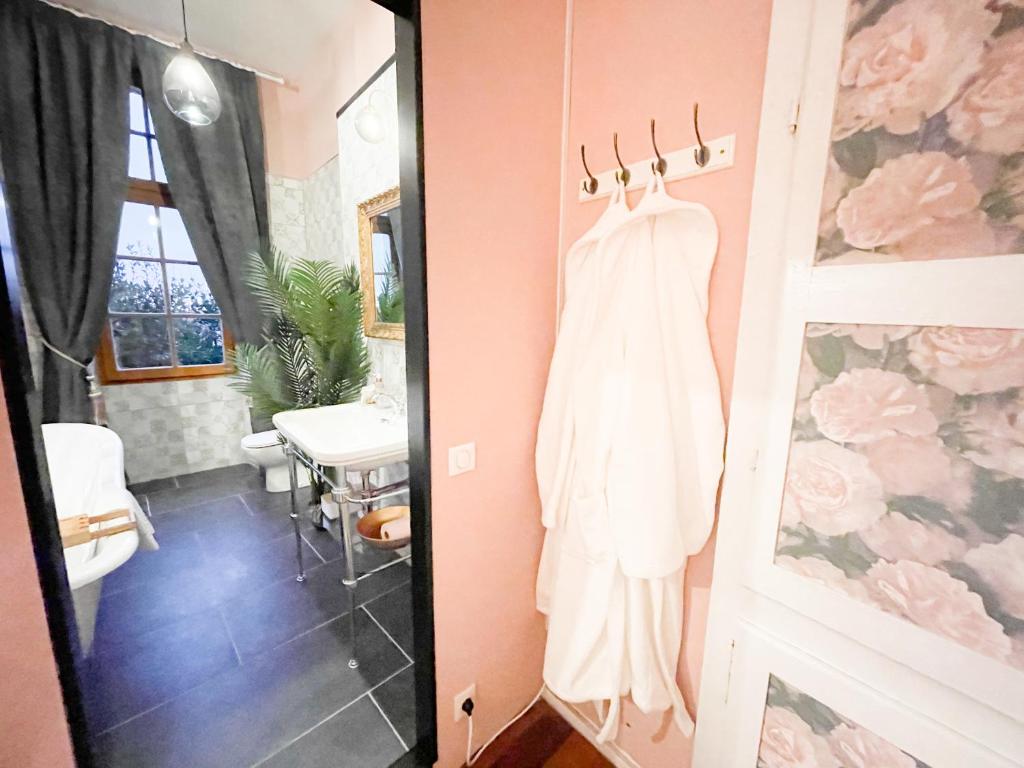 Een badkamer bij Chateau Bourgeoisie ***