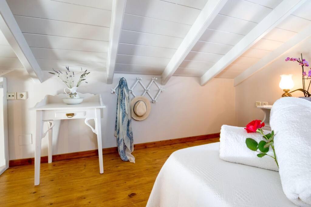 Postel nebo postele na pokoji v ubytování Studio Petrino - A holiday nest!