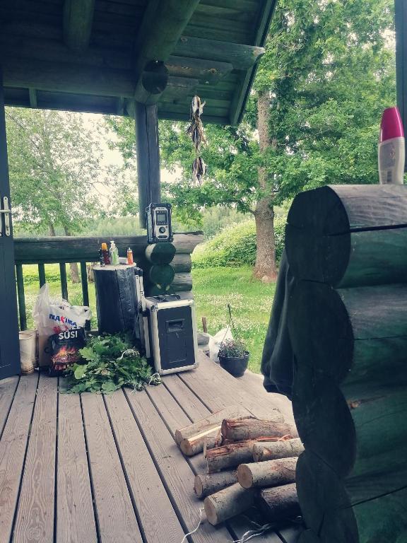 Zahrada ubytování Tirtsu puhkemaja