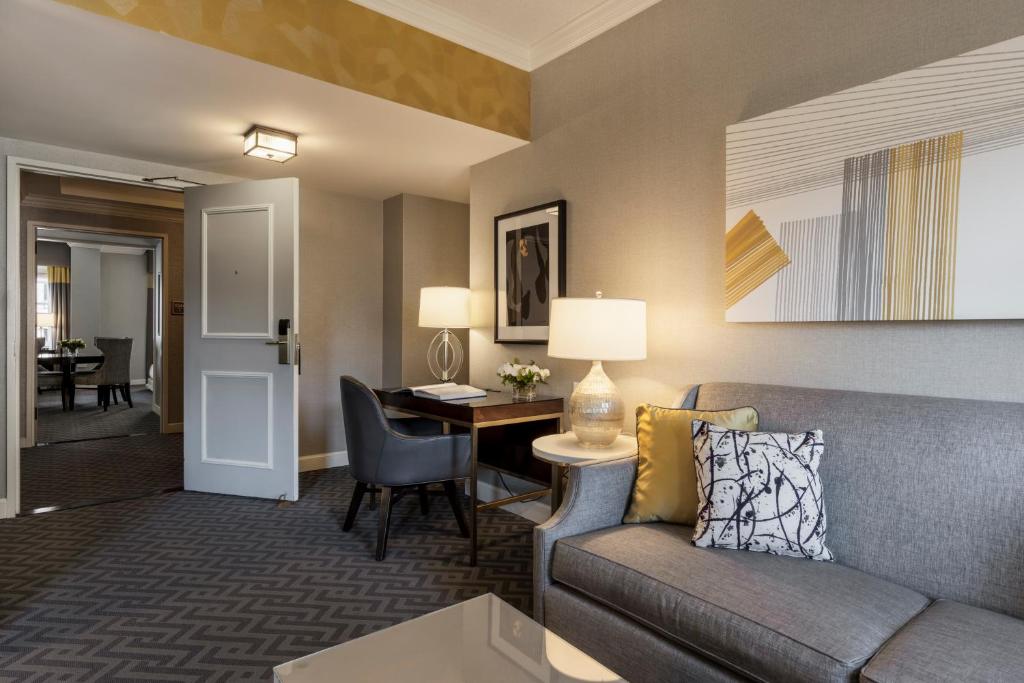 Fairmont Olympic Hotel photo