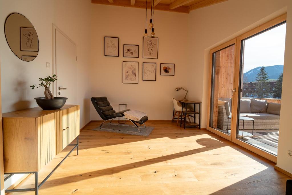 Posezení v ubytování Neu! Auszeit in der Bergen