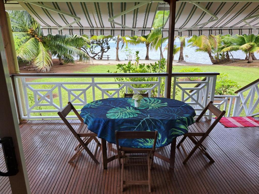 Fare Mama Rota - au bord de l'océan - photo 3 - Raiatea, Polynésie