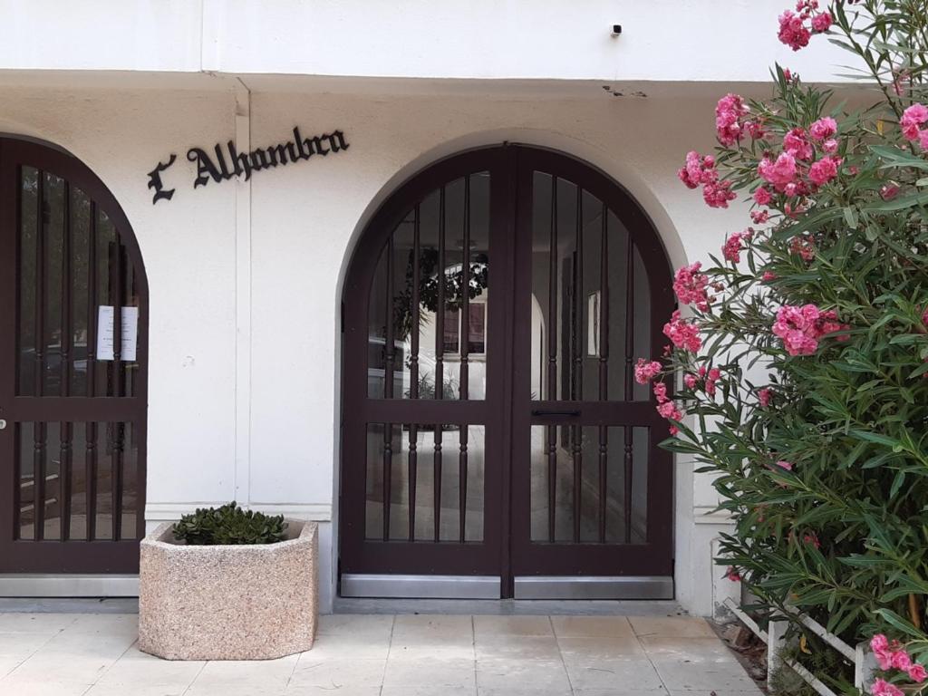 Photo de la galerie de l'établissement Appartement 3 pièces rénové proche plage, terrasse, animaux autorisés - FR-1-776-34, à Argelès-sur-Mer