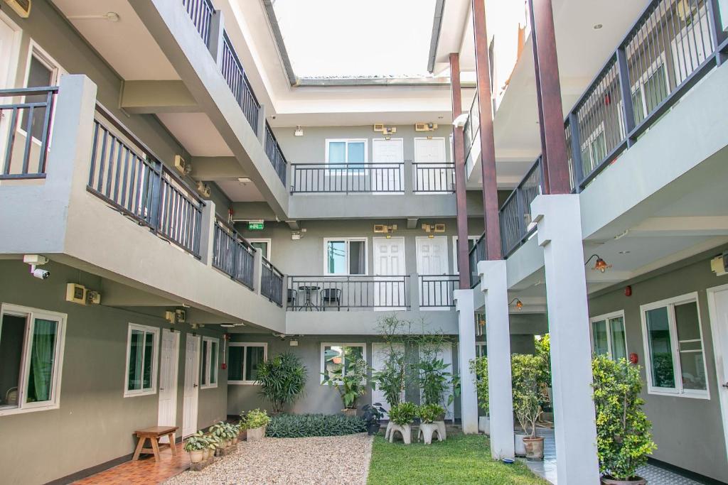 CHADA HOUSE - Resim 6