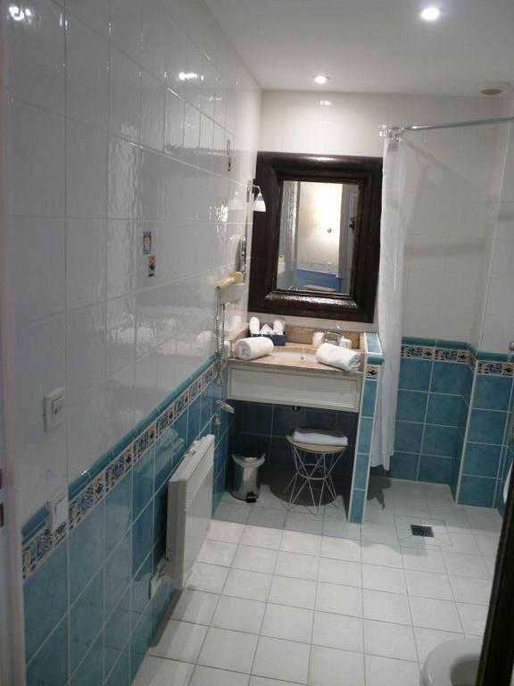 Le Querrien - Double Room - Disability Access