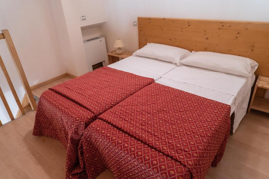 Hotel Canova Sport & Relax - Quarto King Com 2 Camas King-size