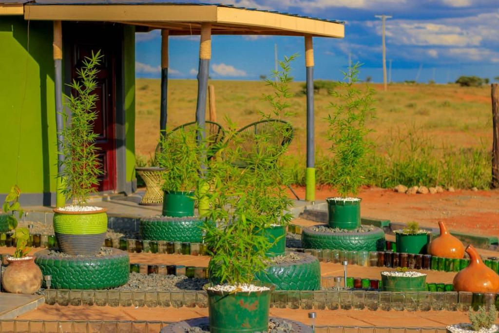 Zahrada ubytování Amanya 3-Bedroom Hut Amboseli