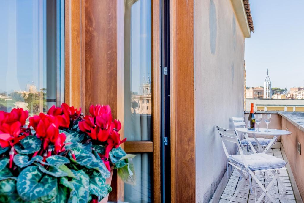 My San Pietro Home, Vaticano - Apartment With Balcony