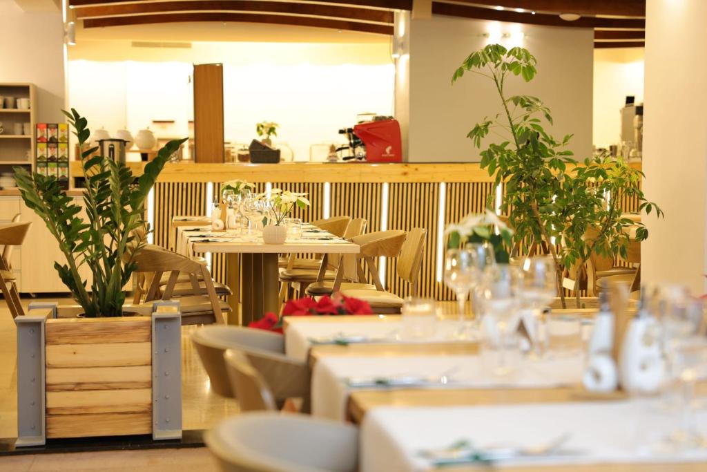 Restaurace v ubytování Hotel Orizont