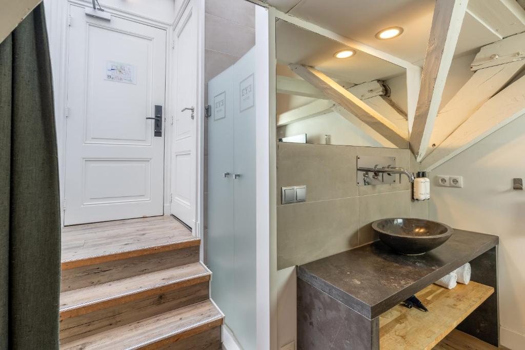 Eye Hotel - Resim 18