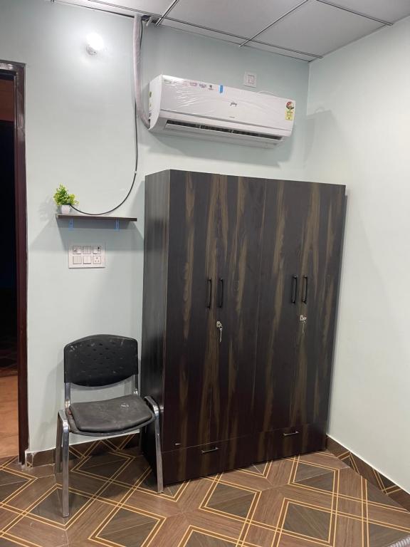 Shiv shakti guest house