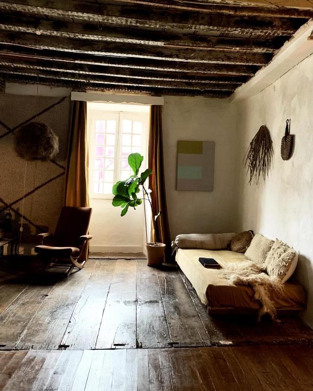 Posezení v ubytování Abury, tables et chambres , randos et bien être à la montagne