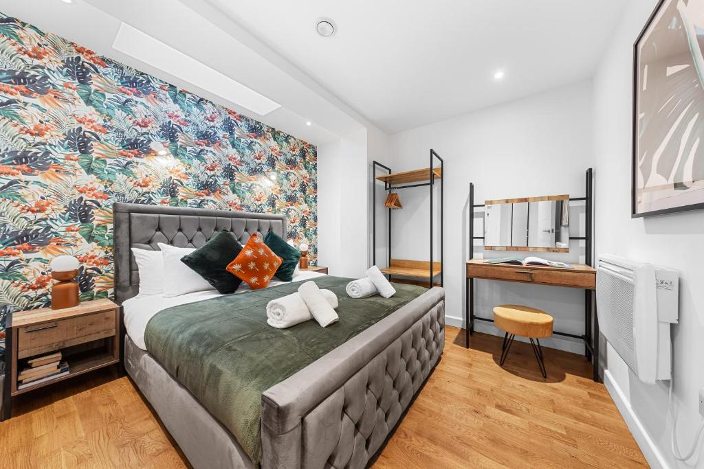 Ένα ή περισσότερα κρεβάτια σε δωμάτιο στο Modern One Bedroom Apartment London - Staines TW18