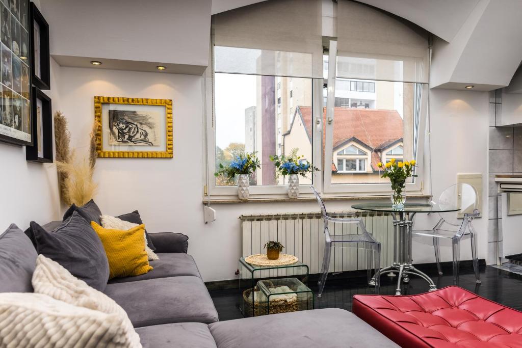 Flexible SelfCheckIns Zagreb 282 - 1 Bedroom Apartment -WiFi - Keybox Entry