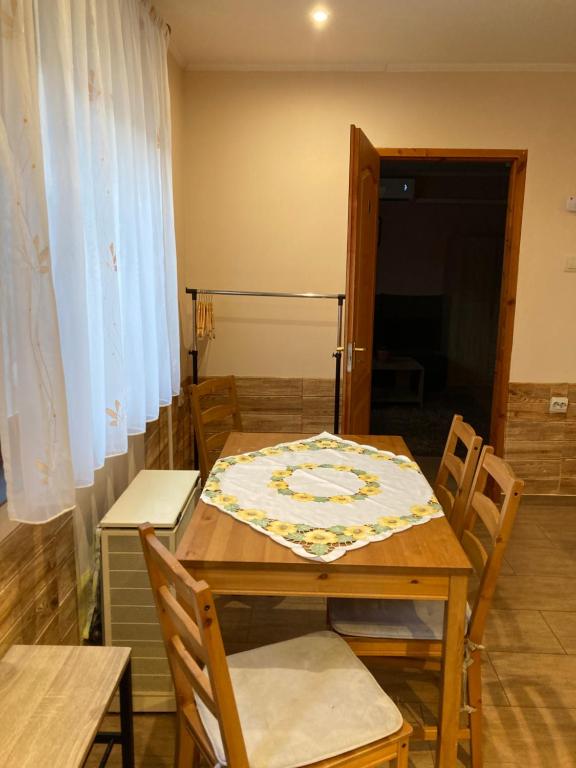 Posezení v ubytování Green Lake Airport Apartments