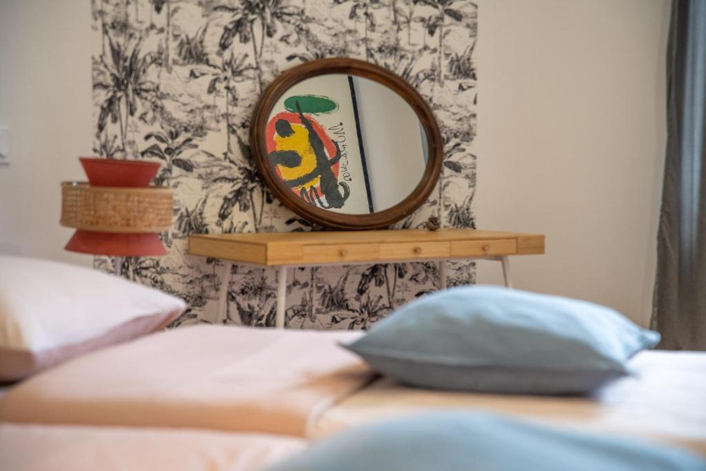 Plumeria - Grand 75m2 calme avec jardin Idéal familles et pros - 2 Chambres - 4 Lits séparés - Parking gratuit photo