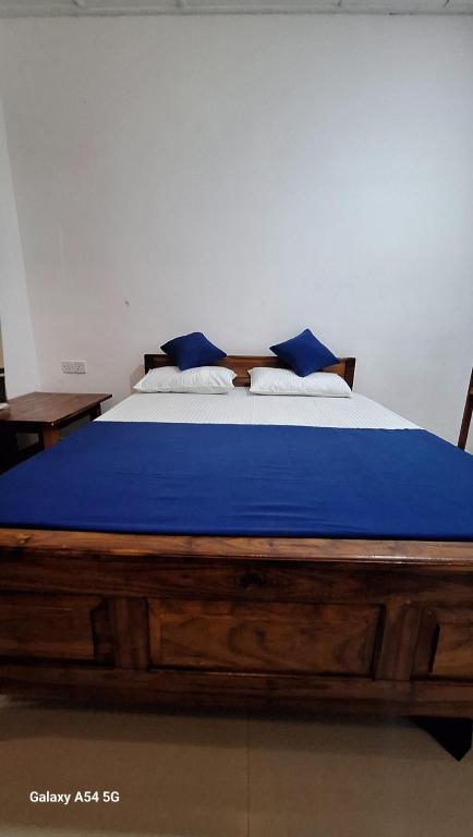 Postel nebo postele na pokoji v ubytování Dark waves villa