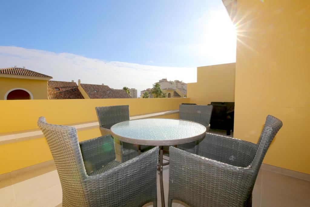 Estepona Port Luxury Apartment ORION