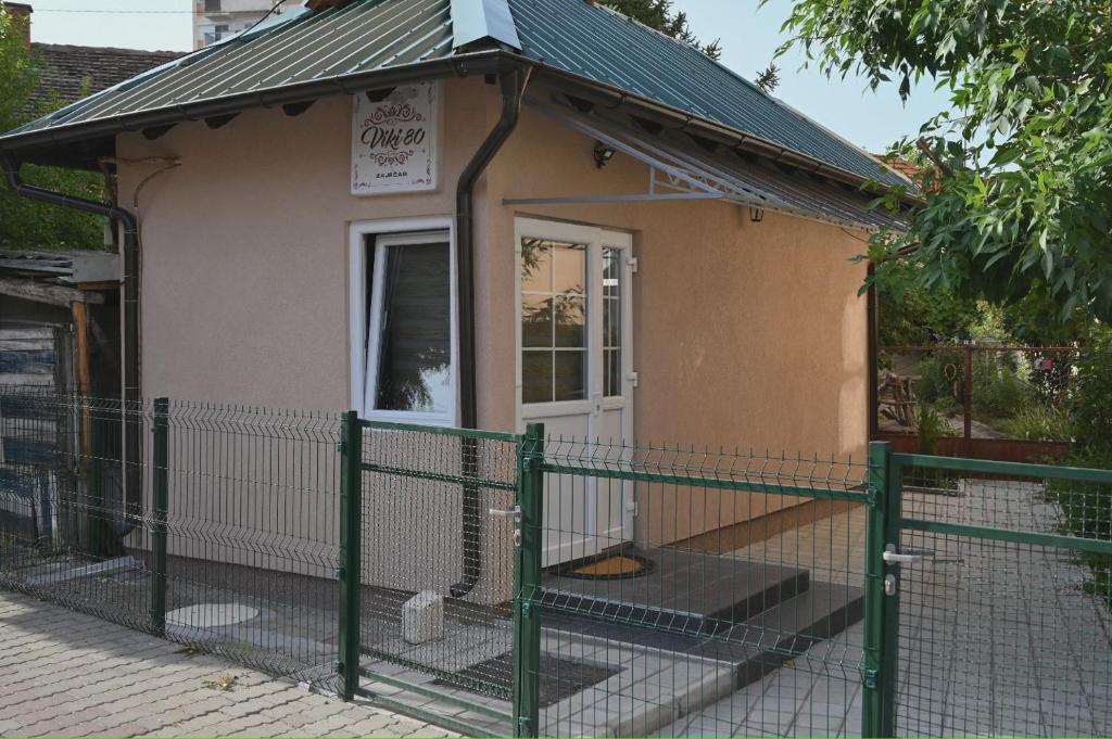 Golden Star Viktor - Apartamento De Un Dormitorio