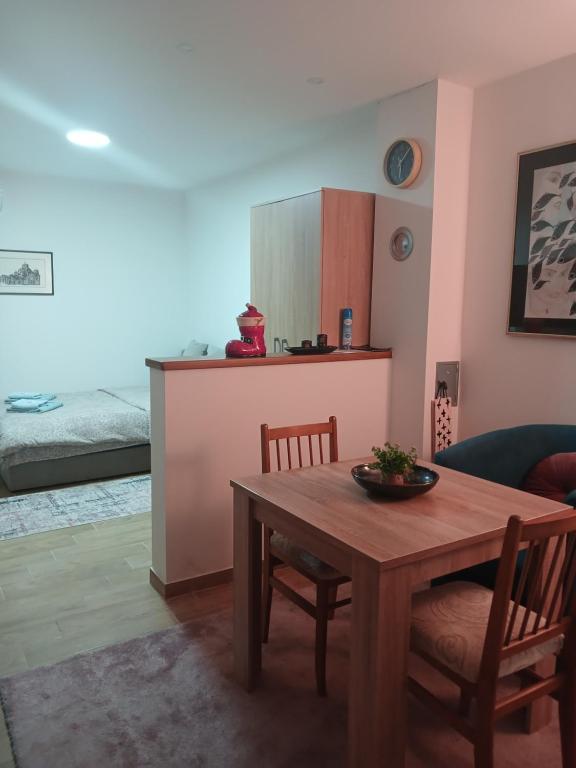 Postel nebo postele na pokoji v ubytování Deluxe studio & apartments Alexander